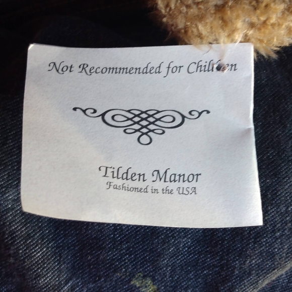 Tilden Manor Collectible Vintage Teddy Bear - Picture 3 of 3